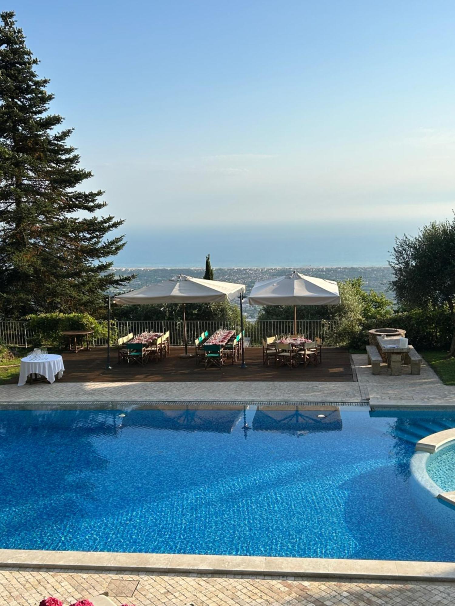 פיאטרה סנטה La Terrazza Sulla Versilia מראה חיצוני תמונה